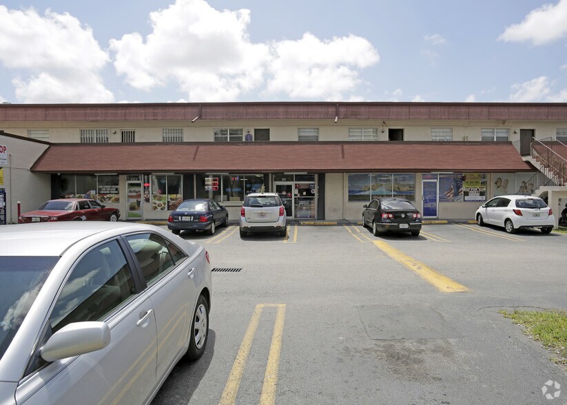 More Photos Of 300 SW 109th Ct, Miami Storefront Retail Residential For Sale