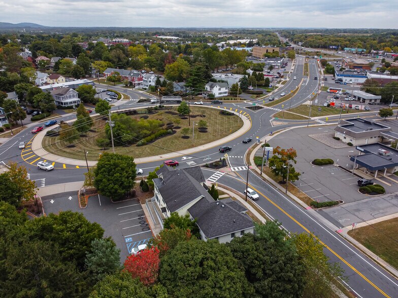 More Photos Of 221 S Main St, Flemington Office For Lease