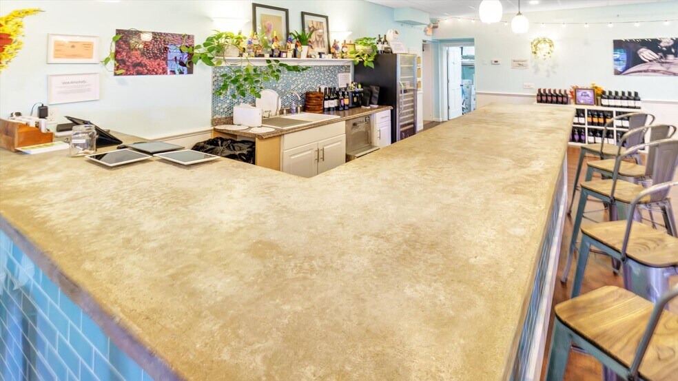 More Photos Of , Cutchogue Office For Sale