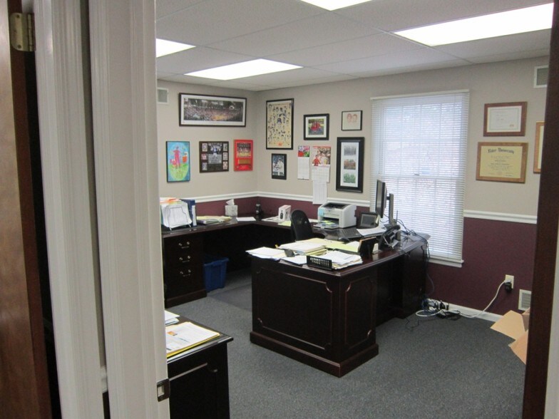 More Photos Of 1124 Rt 202 S, Raritan Office For Sale