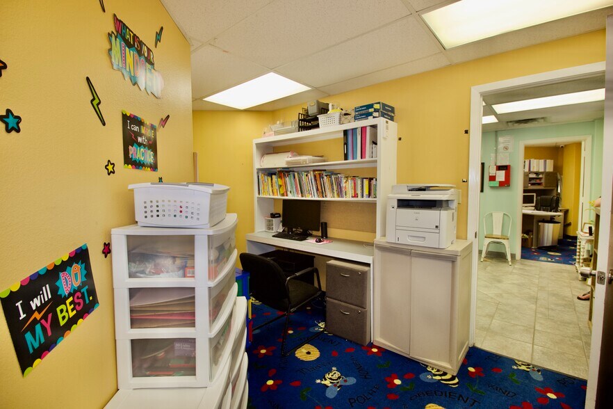 More Photos Of 3421 E Walnut St, Pearland Daycare Center For Sale