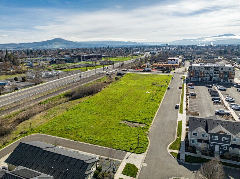 More Photos Of 0 Boulder Ridge St, Central Point Land For Sale