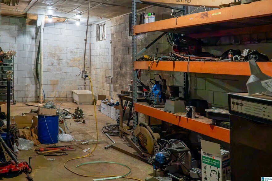 More Photos Of 765 Hart Cir, Warrior Industrial For Sale