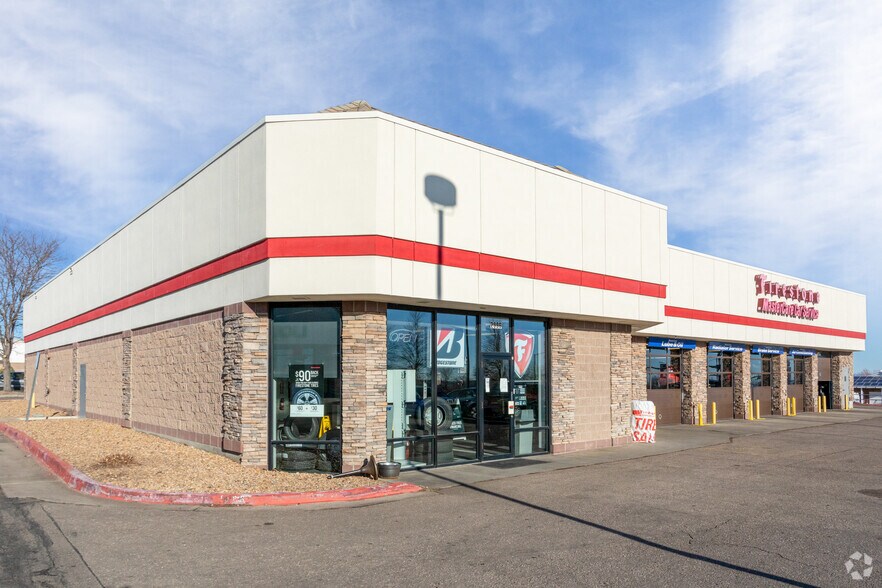 More Photos Of 10250-10350 Federal Blvd, Federal Heights Unknown For Lease