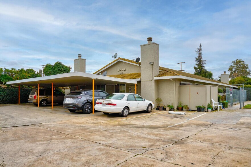 More Photos Of 3025 Tully Rd, Modesto Apartments For Sale