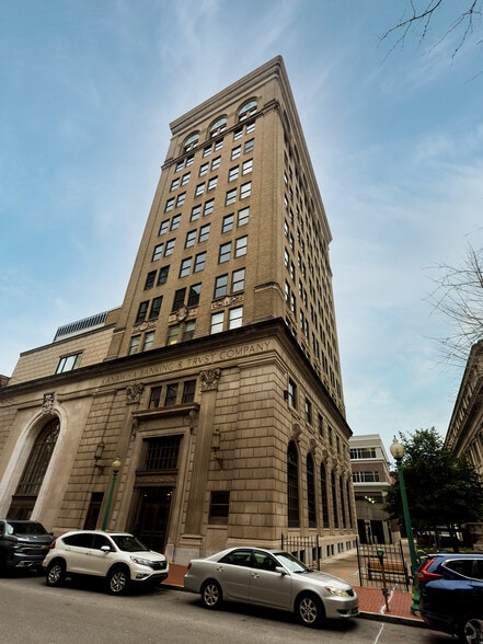 More Photos Of 109 Capitol St, Charleston Office Residential For Sale