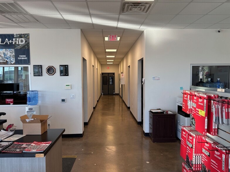 More Photos Of 4270 Burl Harris Dr, Abilene Warehouse For Lease