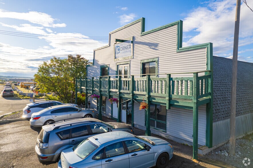 More Photos Of 225 Railway St E, Cochrane Coworking Space