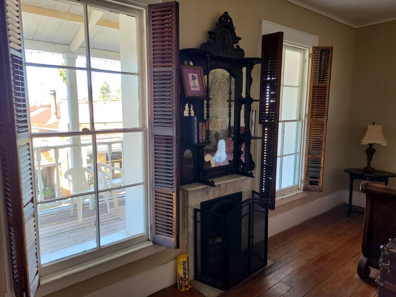 8304 Main St, Mokelumne Hill, CA 95245 Hotel For Sale