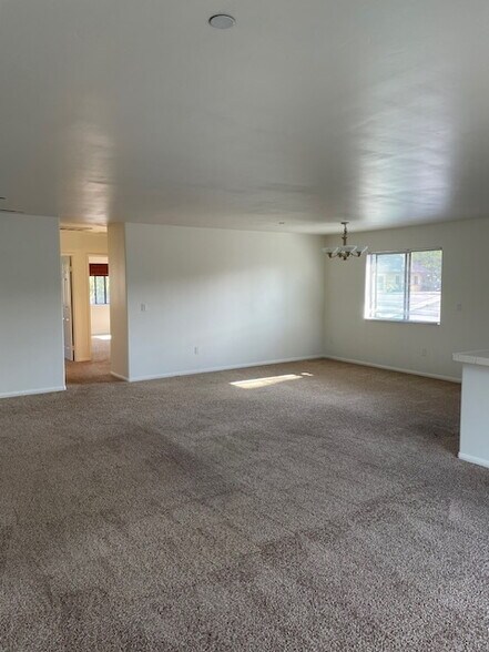 More Photos Of 1053-1065 E Santa Clara St, Ventura Apartments For Sale