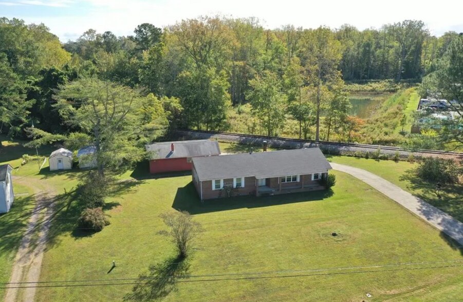 More Photos Of 4530 Shoulders Hill Rd, Suffolk Medical For Sale