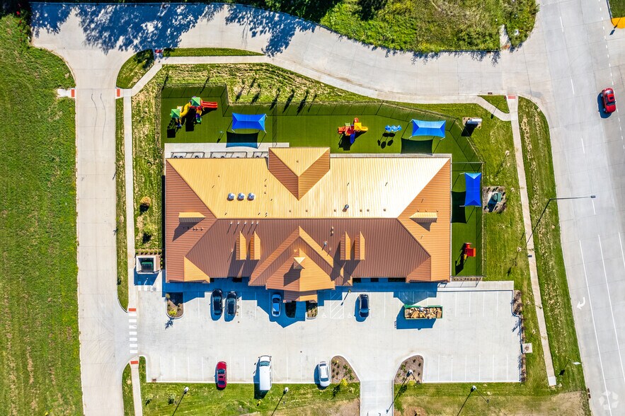 More Photos Of 1155 SE Kettlestone Blvd, Waukee Daycare Center For Sale