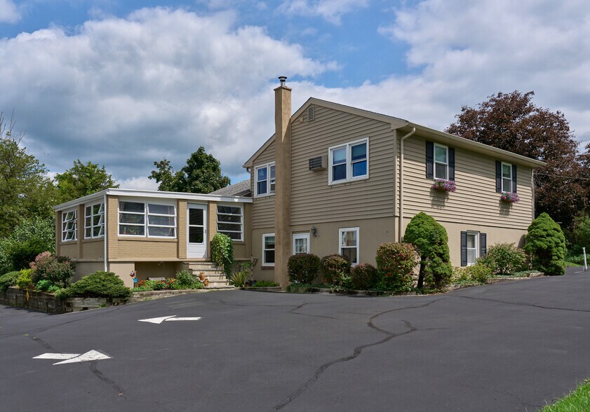 More Photos Of 7078 Easton Rd, Pipersville Auto Repair For Sale