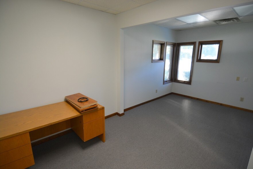 More Photos Of 5975 Kentshire Dr, Kettering Medical For Lease