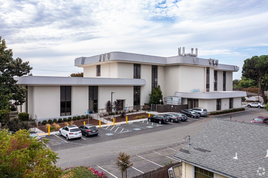 More Photos Of 1530 Meridian Ave, San Jose Office For Sale