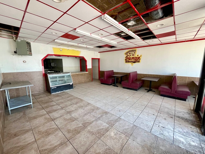 More Photos Of 6705 Holabird Ave, Dundalk Storefront For Sale