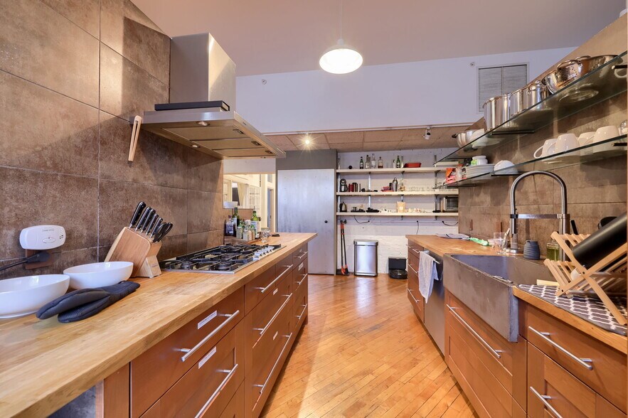 More Photos Of 226 N Arch St, Lancaster Loft Creative Space For Sale