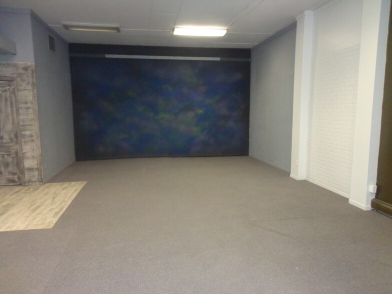 More Photos Of 25 Red River Ave N, Cold Spring Coworking Space