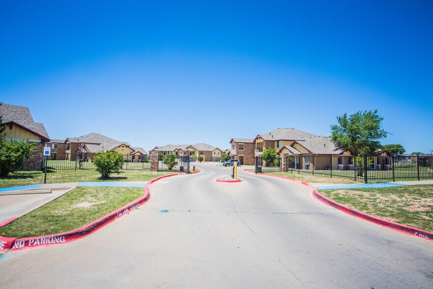More Photos Of , Lubbock Multifamily For Sale
