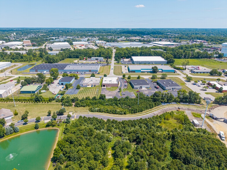 More Photos Of 275 Outerbelt St, Columbus Office For Sale