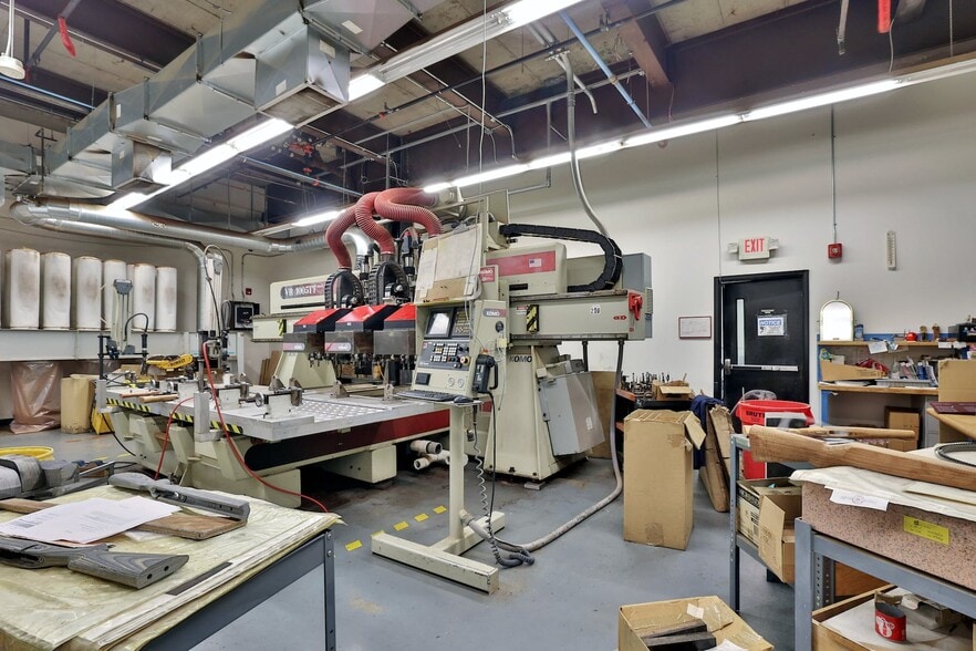 More Photos Of 16 Harrison Ave, Yonkers Warehouse For Lease