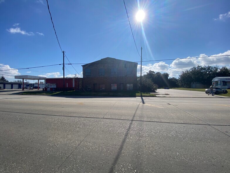 More Photos Of 6050 39th St, Groves Storefront Retail Office For Sale