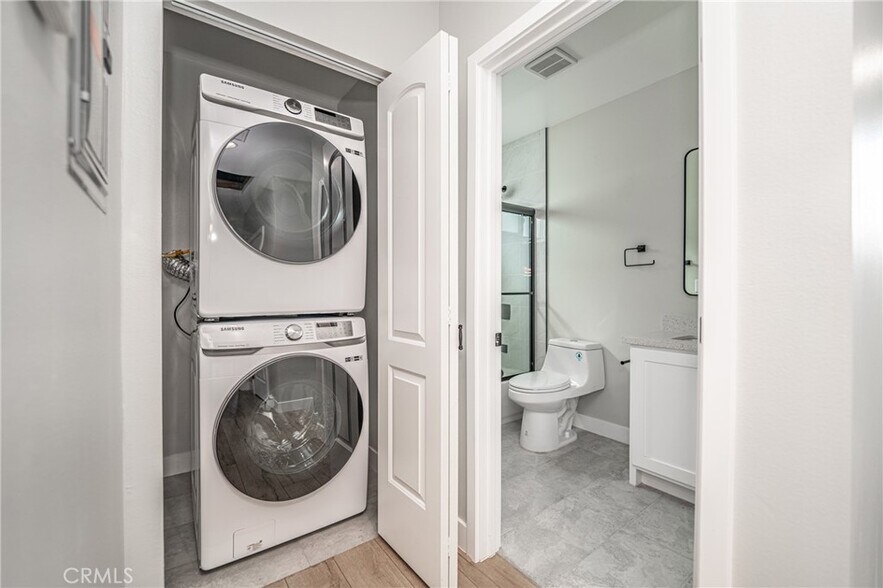 More Photos Of 433 W Gage Ave, Los Angeles Multifamily For Sale