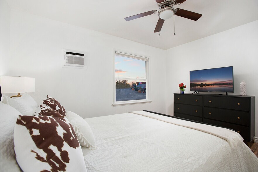 More Photos Of 308 Pasadena Ave, South Pasadena Apartments For Sale