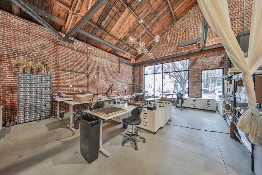 More Photos Of 915 Northampton St, Easton General Retail For Sale