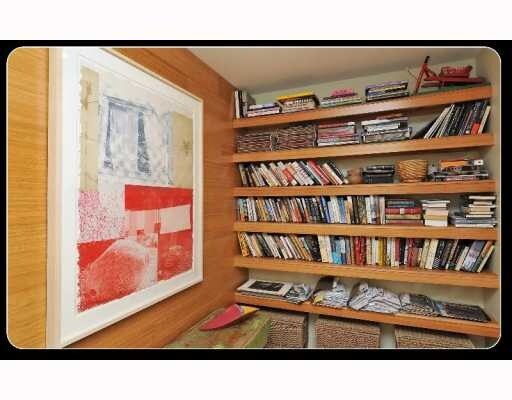 More Photos Of 925 Tamiami Trl S, Venice Storefront Retail Residential For Sale