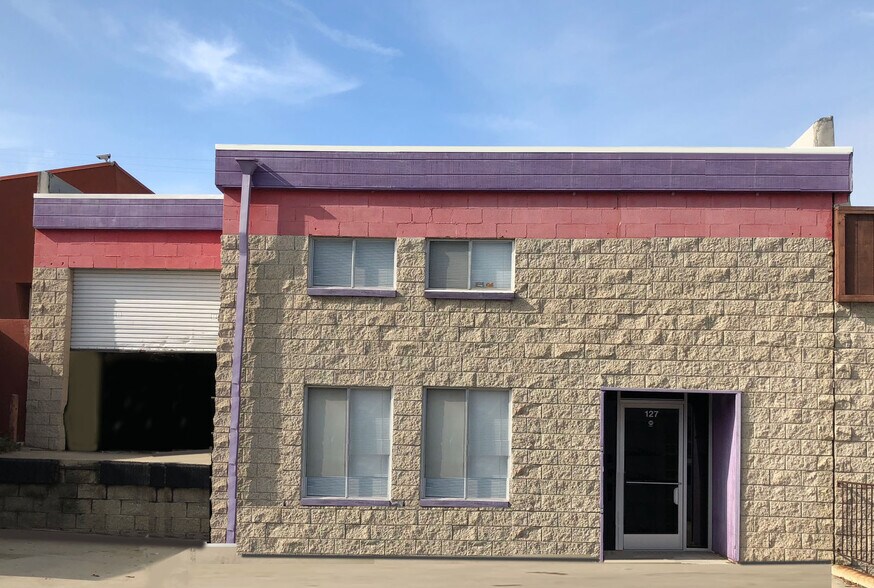 More Photos Of 127 Arena St, El Segundo Manufacturing For Lease