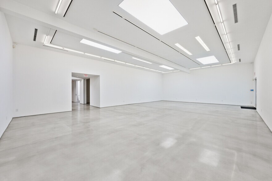 More Photos Of 5801 Washington Blvd, Culver City Office For Lease