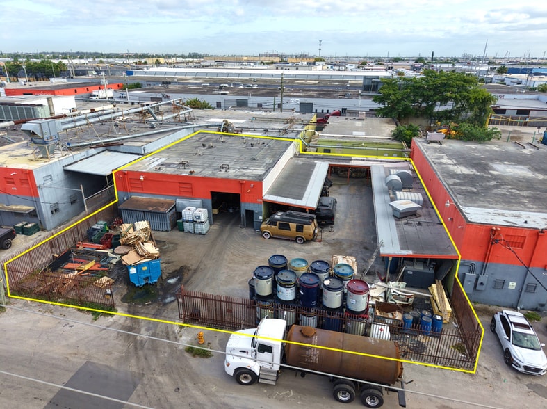 More Photos Of 3645 NW 49th St, Miami Warehouse For Sale