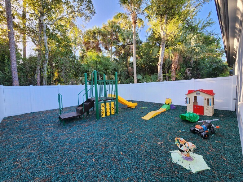 More Photos Of 166 Professional Way, Wellington Medical For Lease