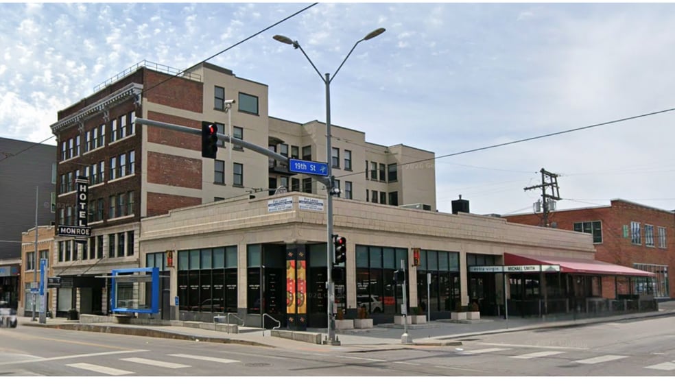 Primary Photo Of 1900 Main St, Kansas City General Retail For Lease