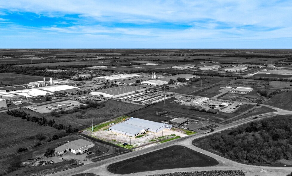 More Photos Of 5888 Hwy 66, Greenville Warehouse For Lease