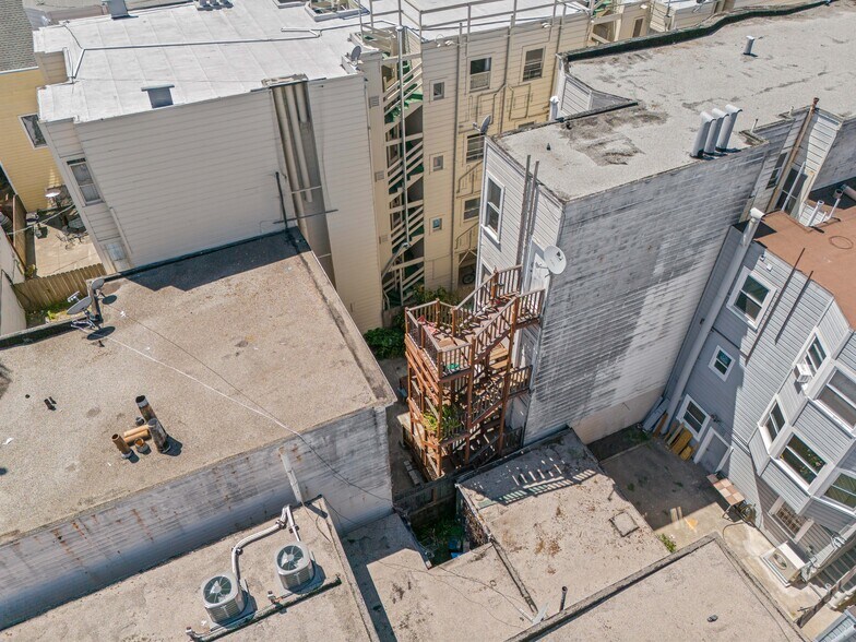 More Photos Of 123-127 Albion St, San Francisco Apartments For Sale