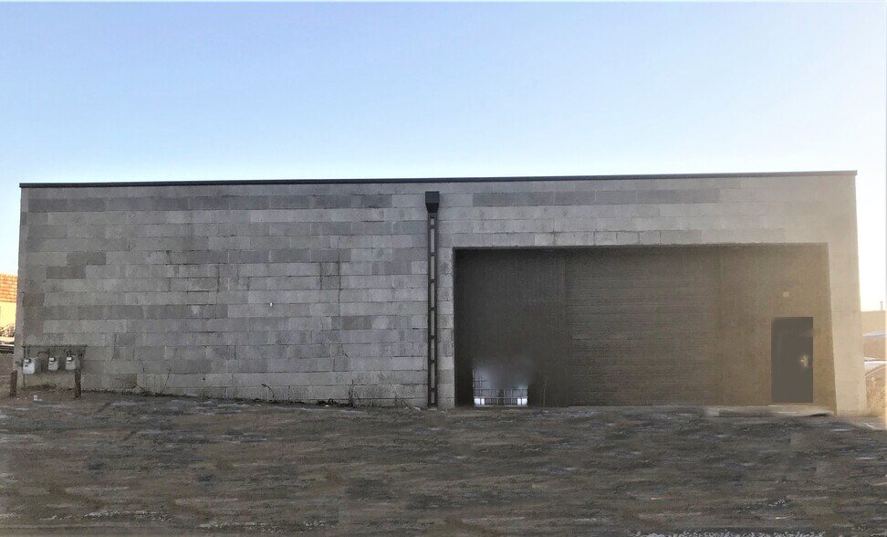 More Photos Of 10314 Dransfeldt Rd, Parker Warehouse For Lease