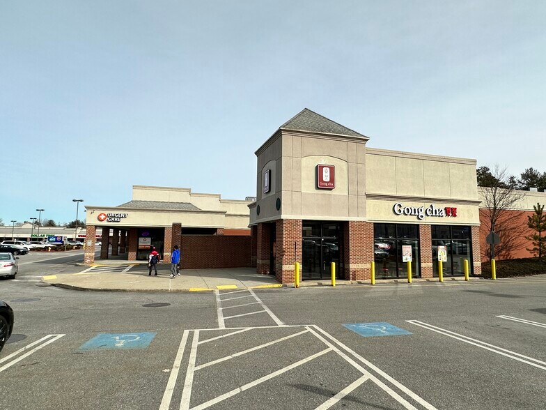 More Photos Of 300 Main St, Nashua Storefront For Lease