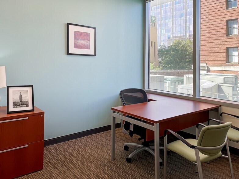 More Photos Of 1320 Main St, Columbia Coworking Space