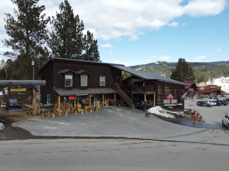 Primary Photo Of 522 S Middlefork Rd, Garden Valley General Retail For Sale