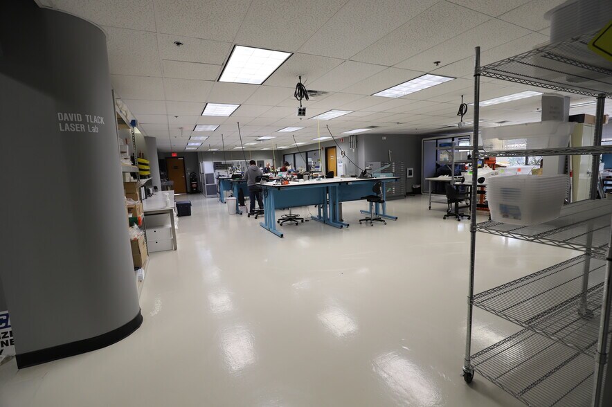 More Photos Of 35 Technology Dr, Warren Office For Lease