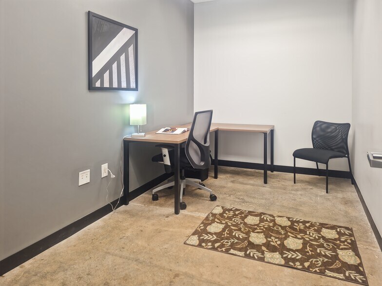 More Photos Of 9840-9860 Von Allmen Ct, Louisville Coworking Space