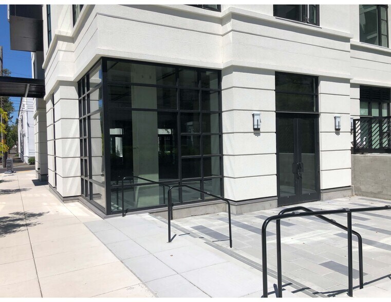 More Photos Of 518 NE 20th Ave, Portland Apartments For Lease