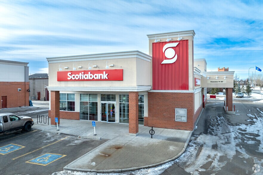 More Photos Of 20 Mckenzie Towne Ave SE, Calgary Unknown For Lease