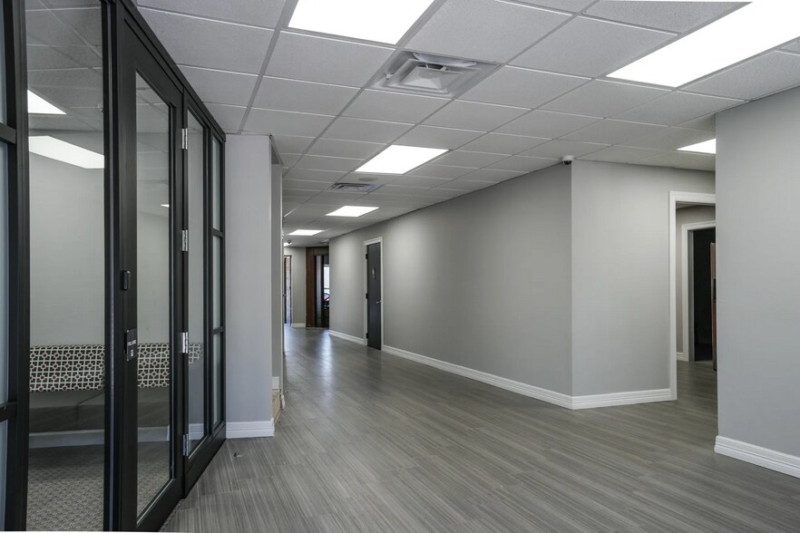 More Photos Of 6001 Nw Expressway, Oklahoma City Office For Sale