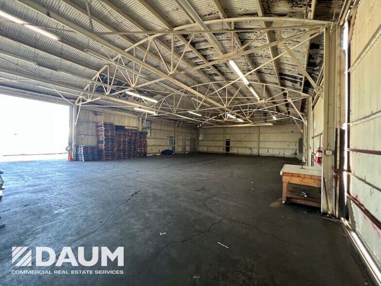 More Photos Of 1981 Belgrave Ave, Huntington Park Land For Lease