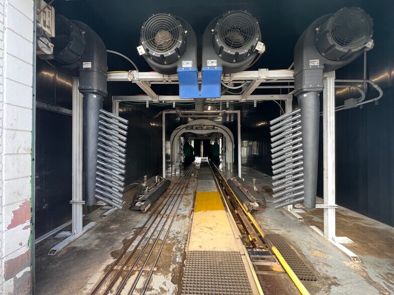 More Photos Of 1513 Rice Ave, Dublin Carwash For Sale