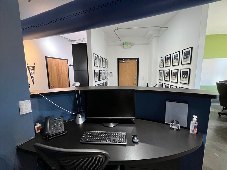 More Photos Of 319 Atlanta St, Marietta Office For Sale