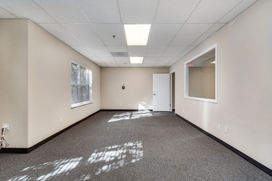 More Photos Of 1254 Broadway, Sonoma Office For Sale